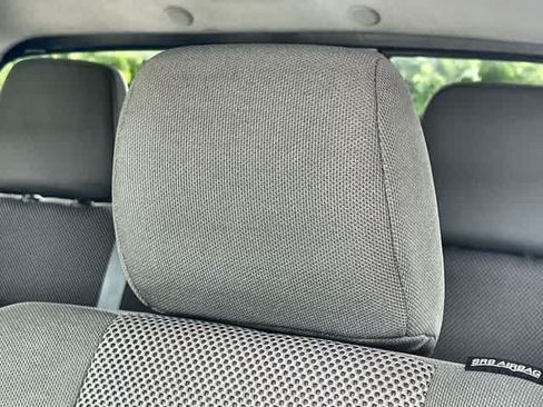 Used 2020 Nissan Frontier SV w/ Midnight Edition Floor Mats RWD image 25