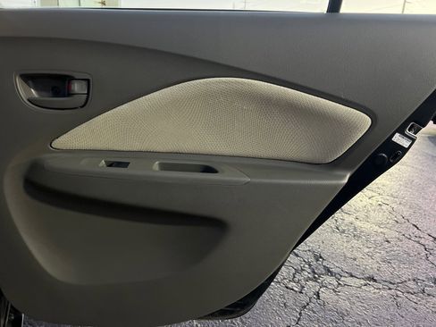 Used 2012 Toyota Yaris Sedan image 14