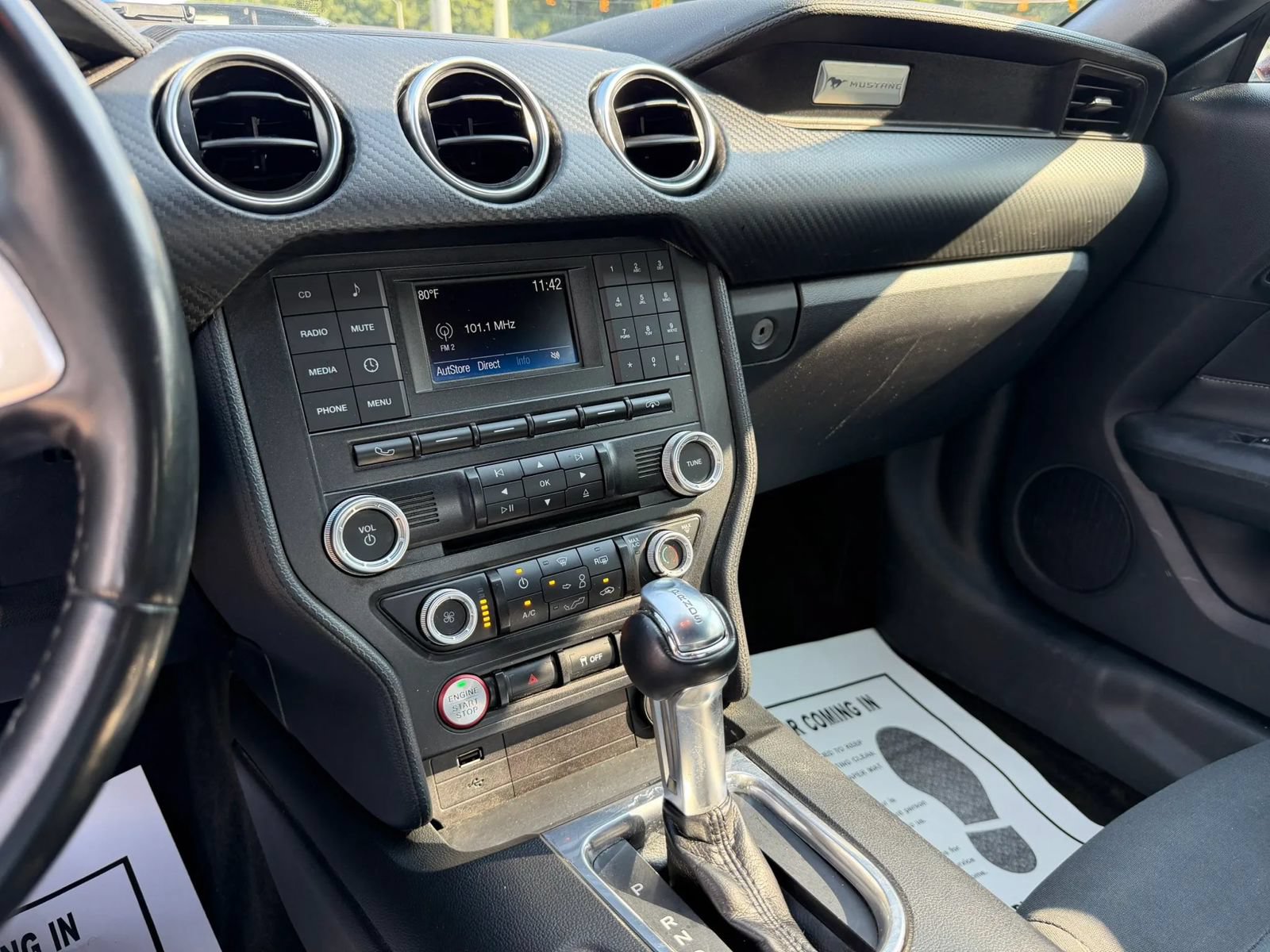 Used 2018 Ford Mustang Coupe RWD image 17
