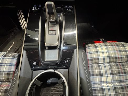 Used 2025 Porsche 911 Turbo S image 63