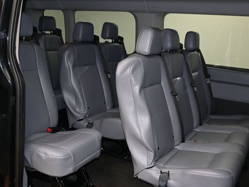 Used 2018 Ford Transit 350 XL RWD image 24