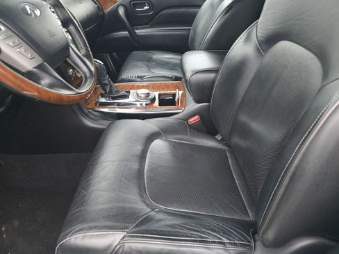 Used 2019 INFINITI QX80 Luxe w/ Proassist Package image 10