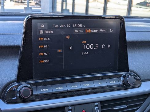 Used 2023 Kia Forte LXS image 17