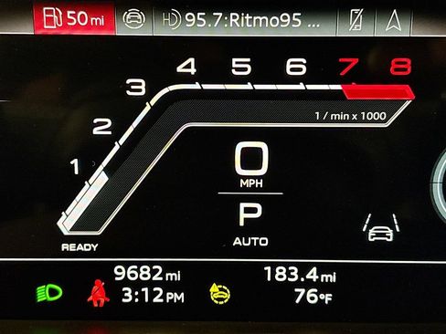 Used 2024 Audi RS Q8 w/ Black Optic Package AWD/4WD image 11