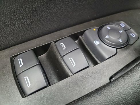 Used 2023 Chevrolet Blazer LT FWD image 27