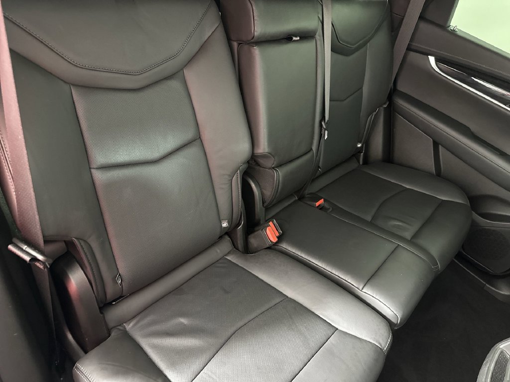 Used 2020 Cadillac XT5 Premium Luxury FWD image 31