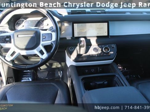 Used 2023 Land Rover Defender 110 SE image 13