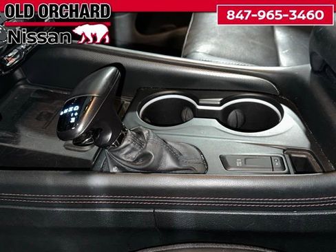 Used 2022 Dodge Durango R/T w/ Blacktop Package AWD/4WD image 17