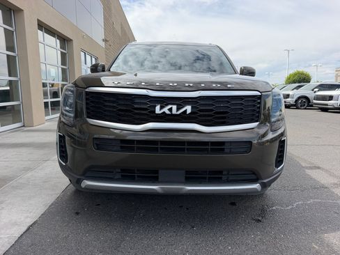 Used 2022 Kia Telluride S FWD image 23
