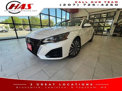 Used 2023 Nissan Altima 2.5 SV