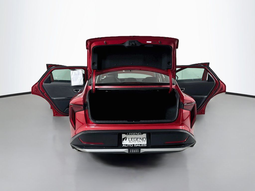 Used 2025 Kia K4 FWD image 20