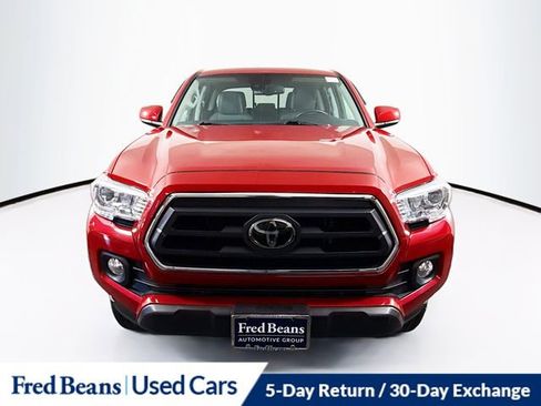 Used 2022 Toyota Tacoma SR5 image 2