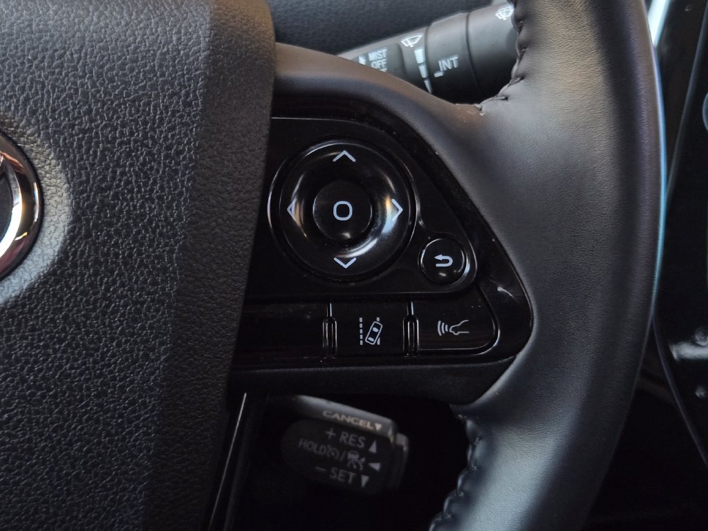 Used 2022 Toyota Prius Prime XLE FWD image 22