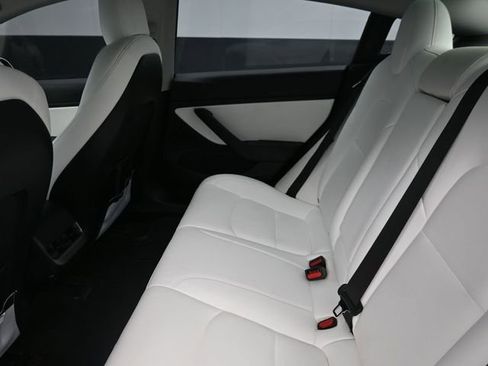 Used 2021 Tesla Model 3 Long Range image 19