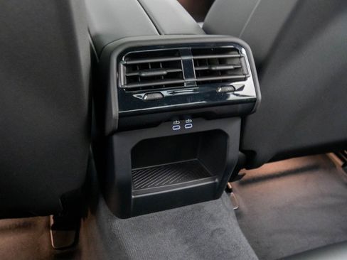 New 2026 BMW 540i xDrive w/ Premium Package image 20