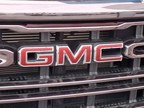 Used 2022 GMC Canyon AT4 image 32