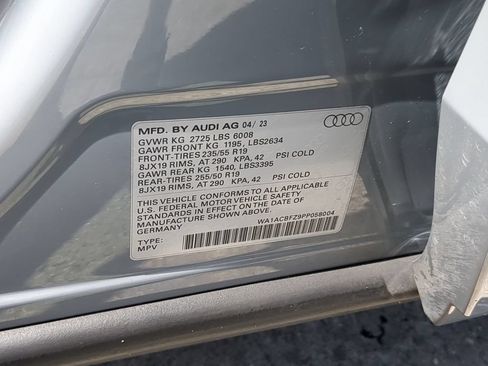 Used 2023 Audi Q4 e-tron Premium w/ Convenience Package RWD image 35