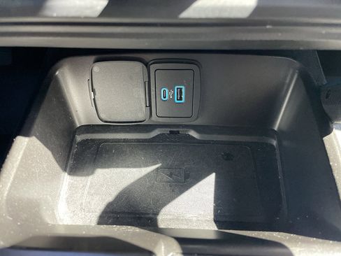 Used 2023 Ford Bronco Wildtrak image 38