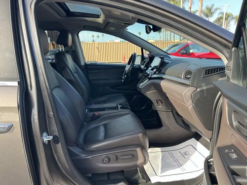 Used 2023 Honda Odyssey EX-L image 31