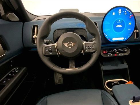 Certified 2025 MINI Cooper Countryman S w/ Comfort Package Max AWD/4WD image 4