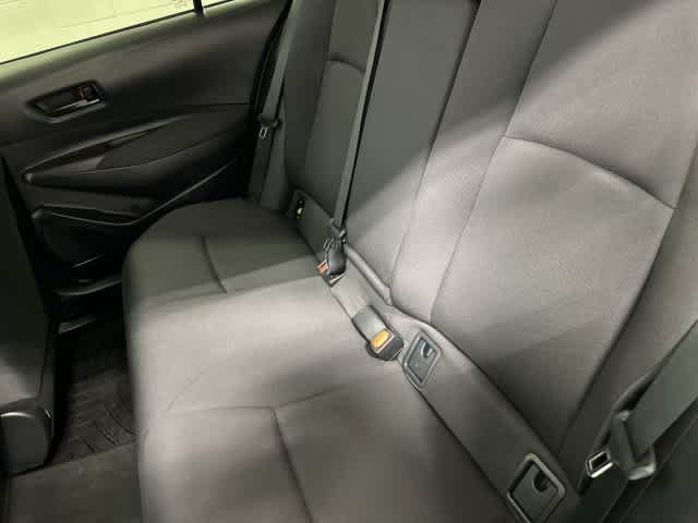 Used 2025 Toyota Corolla LE FWD image 11