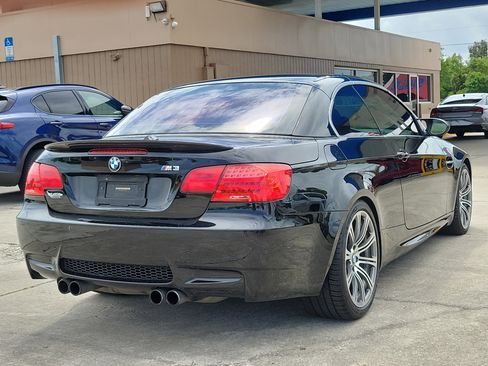 Used 2011 BMW M3 Convertible image 4