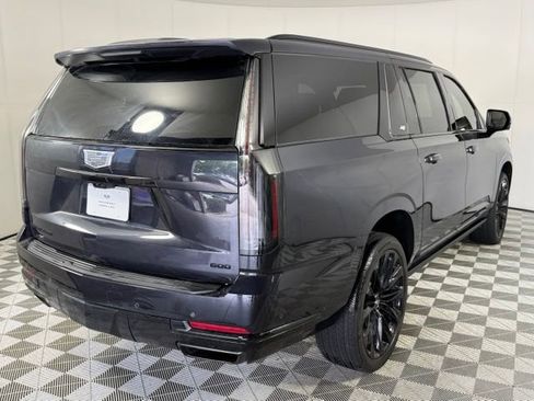 Certified 2025 Cadillac Escalade ESV Sport Platinum AWD/4WD image 8