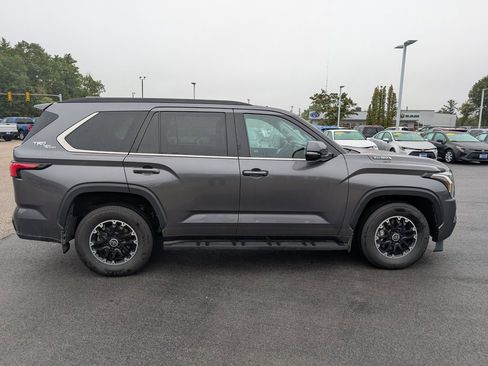 Used 2024 Toyota Sequoia SR5 image 7