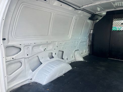 Used 2013 Ford E-250 and Econoline 250 w/ Commercial Cargo Van Pkg RWD image 17