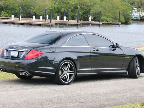 Used 2012 Mercedes-Benz CL 63 AMG image 4