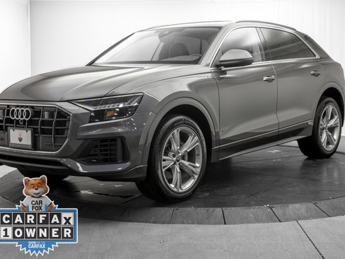 Used 2023 Audi Q8 Premium Plus w/ Premium Plus Package AWD/4WD image 3