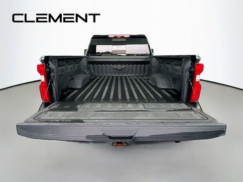 Used 2020 Chevrolet Silverado 2500 LTZ w/ LTZ Premium Package AWD/4WD image 11