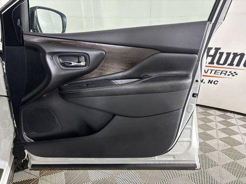 Used 2024 Nissan Murano Platinum w/ Cargo Package FWD image 31