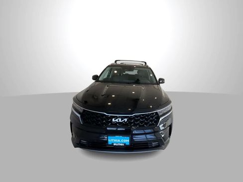 Used 2022 Kia Sorento SX w/ Panoramic Sunroof Package AWD/4WD image 3