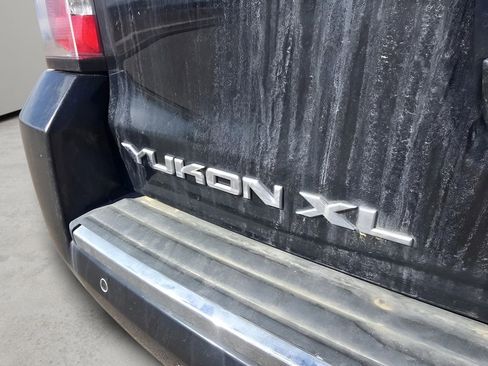 Used 2019 GMC Yukon XL Denali w/ Denali Ultimate Package AWD/4WD image 10