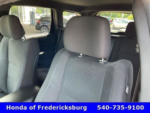Used 2016 Jeep Grand Cherokee Laredo AWD/4WD image 29