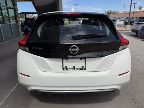Used 2025 Nissan Leaf S FWD image 13