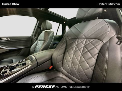 Used 2025 BMW X5 xDrive50e w/ M Sport Package AWD/4WD image 12