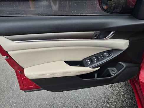 Used 2020 Honda Accord Hybrid image 13