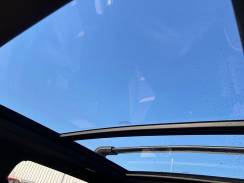 Used 2023 GMC Yukon AT4 AWD/4WD image 16