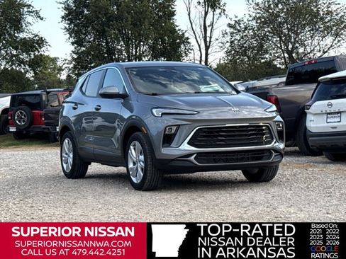 Used 2025 Buick Encore GX Preferred w/ Advanced Technology Package FWD image 1