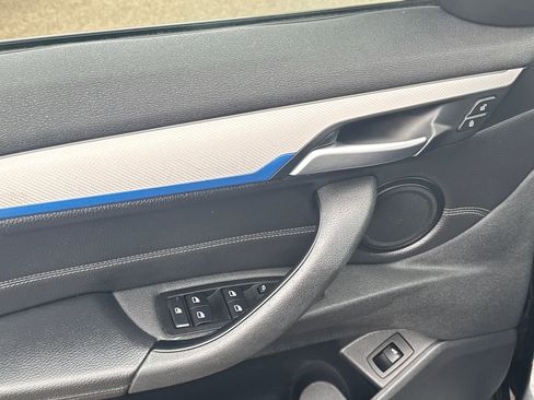 Used 2017 BMW X1 xDrive28i image 39