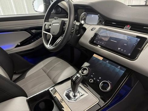 Used 2023 Land Rover Range Rover Evoque R-Dynamic S AWD/4WD image 23