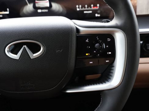 New 2026 INFINITI QX80 Luxe RWD image 11