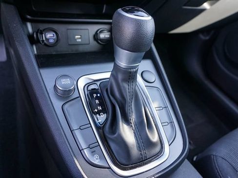 Used 2022 Hyundai Kona SEL w/ Cargo Package FWD image 19