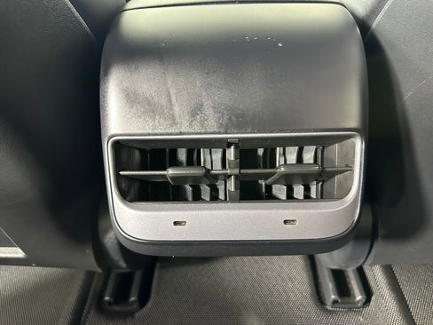 Used 2022 Tesla Model 3 Long Range AWD/4WD image 22
