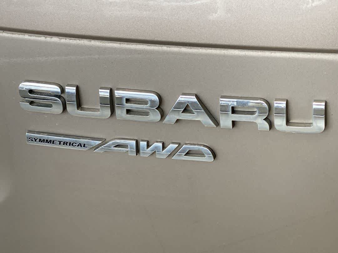 Used 2015 Subaru Forester 2.5i Premium w/ All-Weather Package AWD/4WD image 11