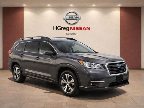 Used 2023 Subaru Ascent Premium AWD/4WD image 7