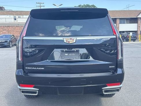 Certified 2023 Cadillac Escalade Premium Luxury w/ Performance Package AWD/4WD image 7