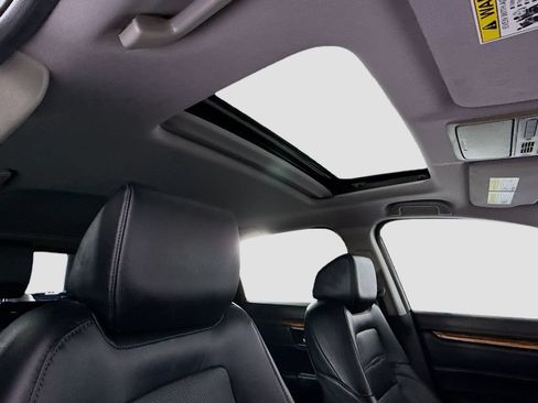 Used 2022 Honda CR-V Touring image 18